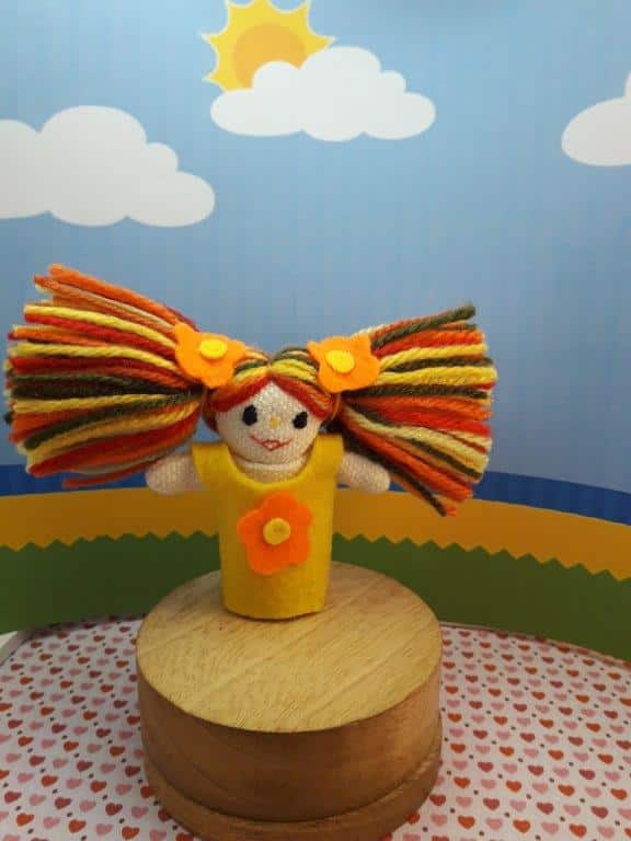 muñeca carolina pelirroja para dedo - Mundo Carolinas